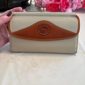 Dooney & Bourke Cream Pebble Grain Bifold All Leather Wallet @ Tan Trim ~  4 x 7